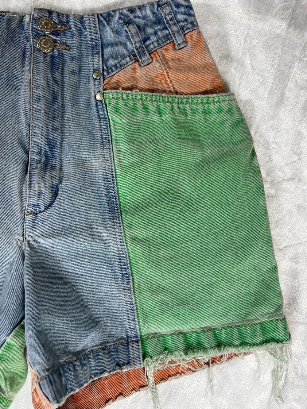 Vintage Nuovo County Seat Patchwork Denim Cutoff Shorts - Picture 5 of 13